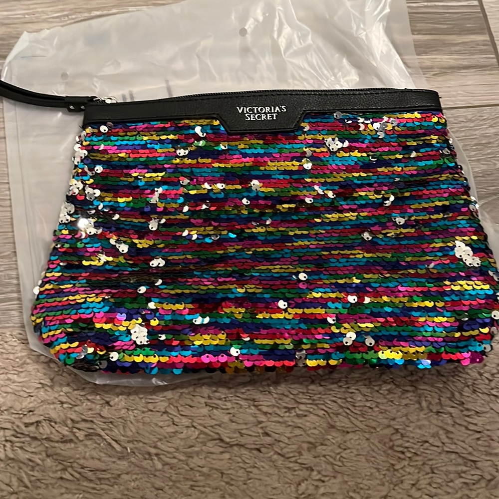 Victoria secret, Brand New can be used as a clutch purse or make up bag?